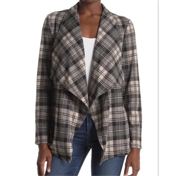 NWT BB Dakota Blue Grid Draped Open
Front Blazer medium - Picture 10 of 11